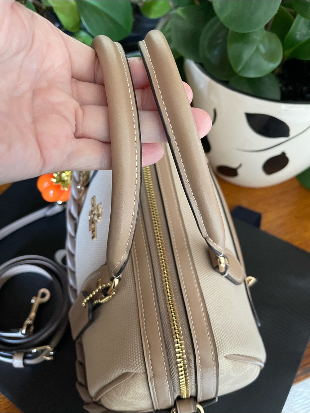 Coach Rowan Satchel in Taupe Fabric with Matching Wallet - Picture 6 of 10